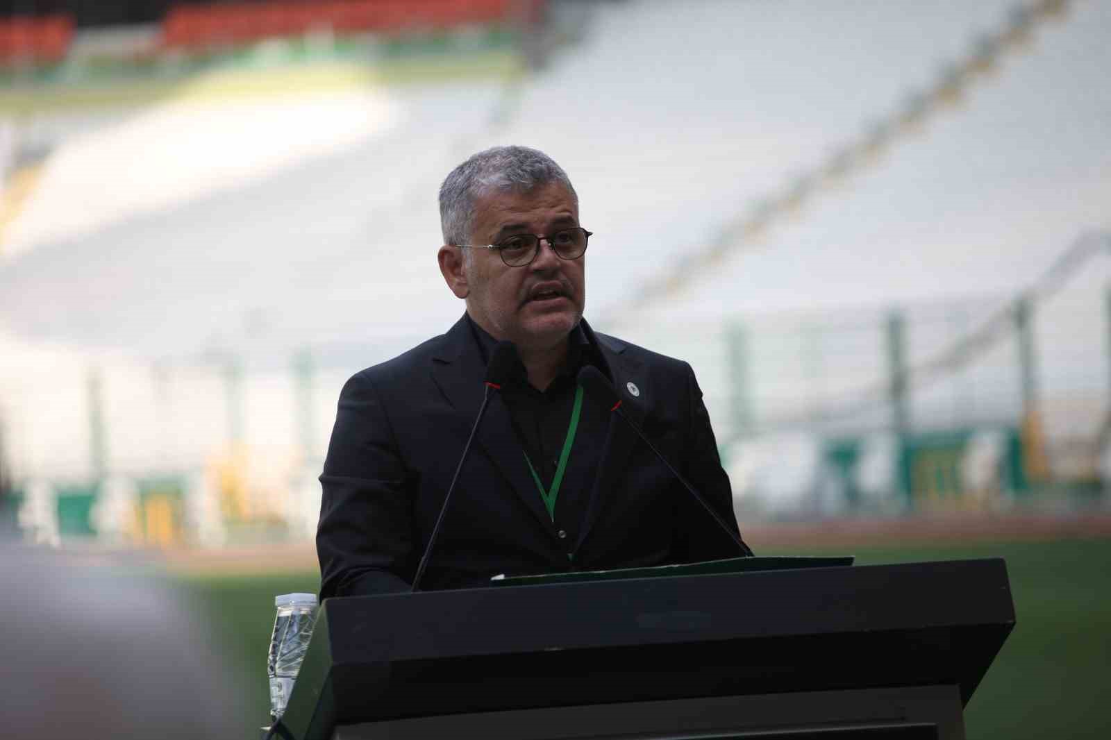 Konyaspor’da yeni başkan Ömer Atiker oldu