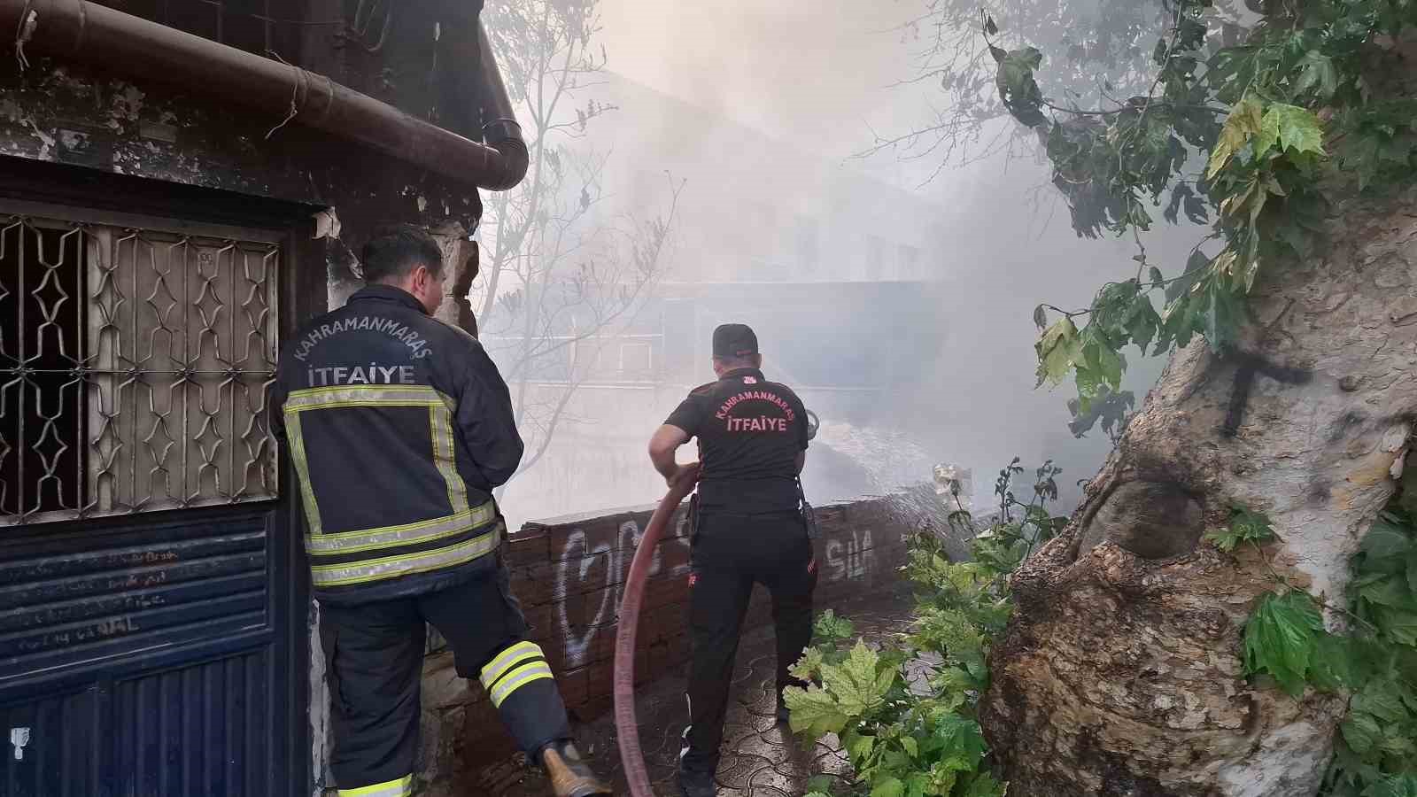 Kahramanmaraş’ta atık yangını