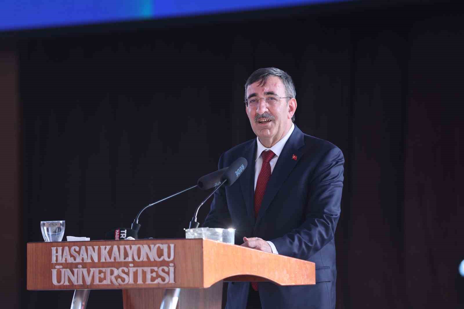 Cumhurbaşkanı Yardımcısı Yılmaz: "2002’de yurt kapasitemiz 182 bin iken, bugün bu sayı neredeyse 1 milyona ulaştı"