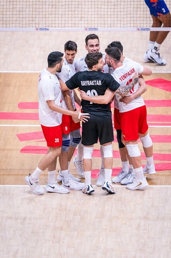 2025 Voleybol Milletler Ligi: Hollanda: 3 - Türkiye: 1

