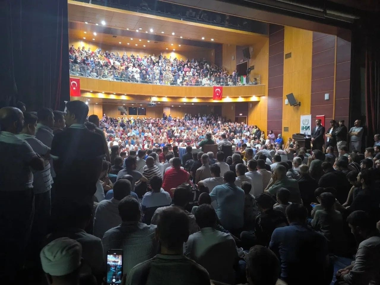 Kahta’daki Gazze Direnişimiz konferansına yoğun ilgi