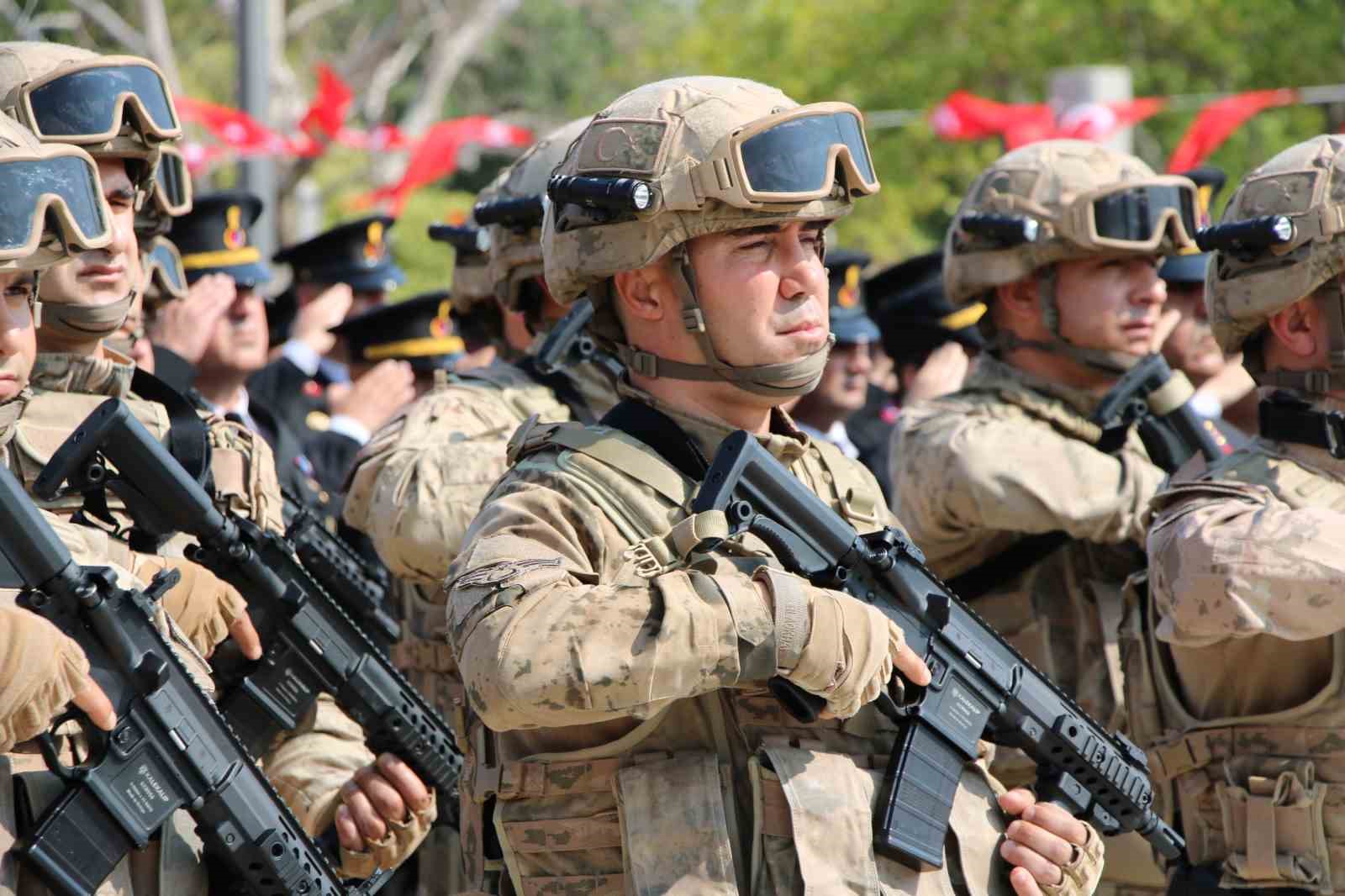 &Ccedil;anakkale&rsquo;de Jandarmanın 186&rsquo;ncı kuruluş yıl d&ouml;n&uuml;m&uuml; kutlandı
