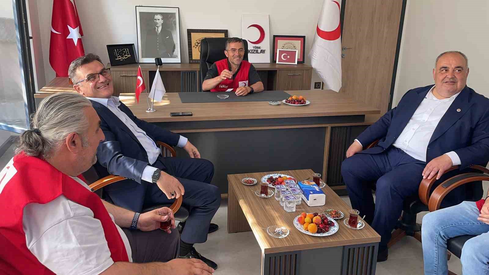 Milletveki Aldatmaz’dan Kızılay Başkanı yalçın’a ziyaret