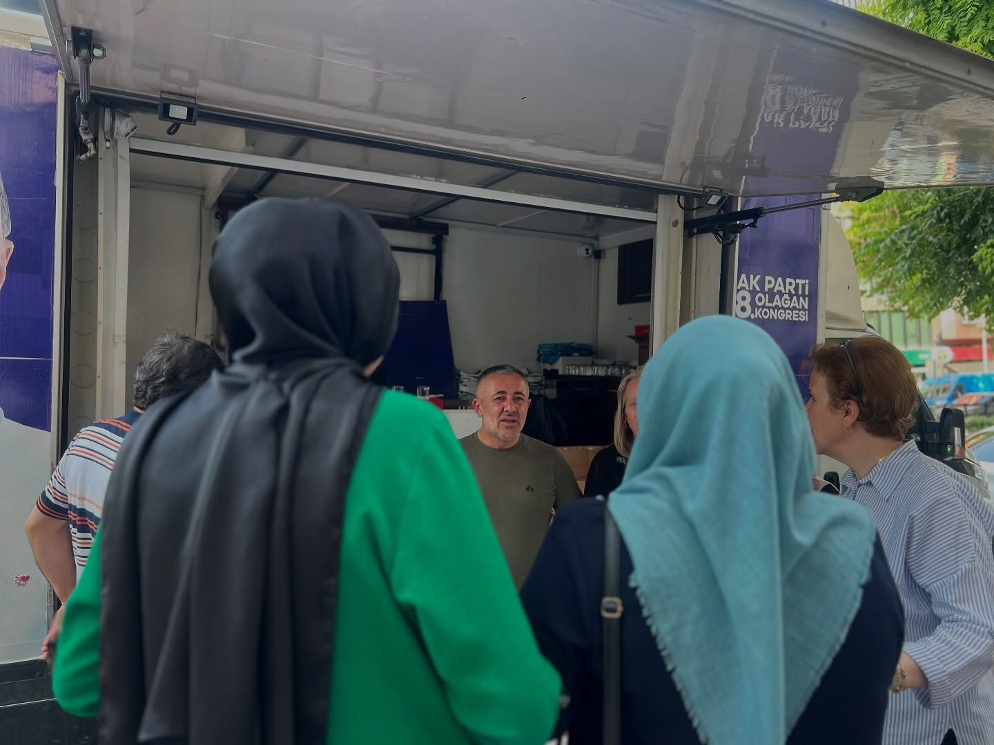 AK Parti Bilecik&rsquo;te &uuml;yelik standına yoğun ilgi
