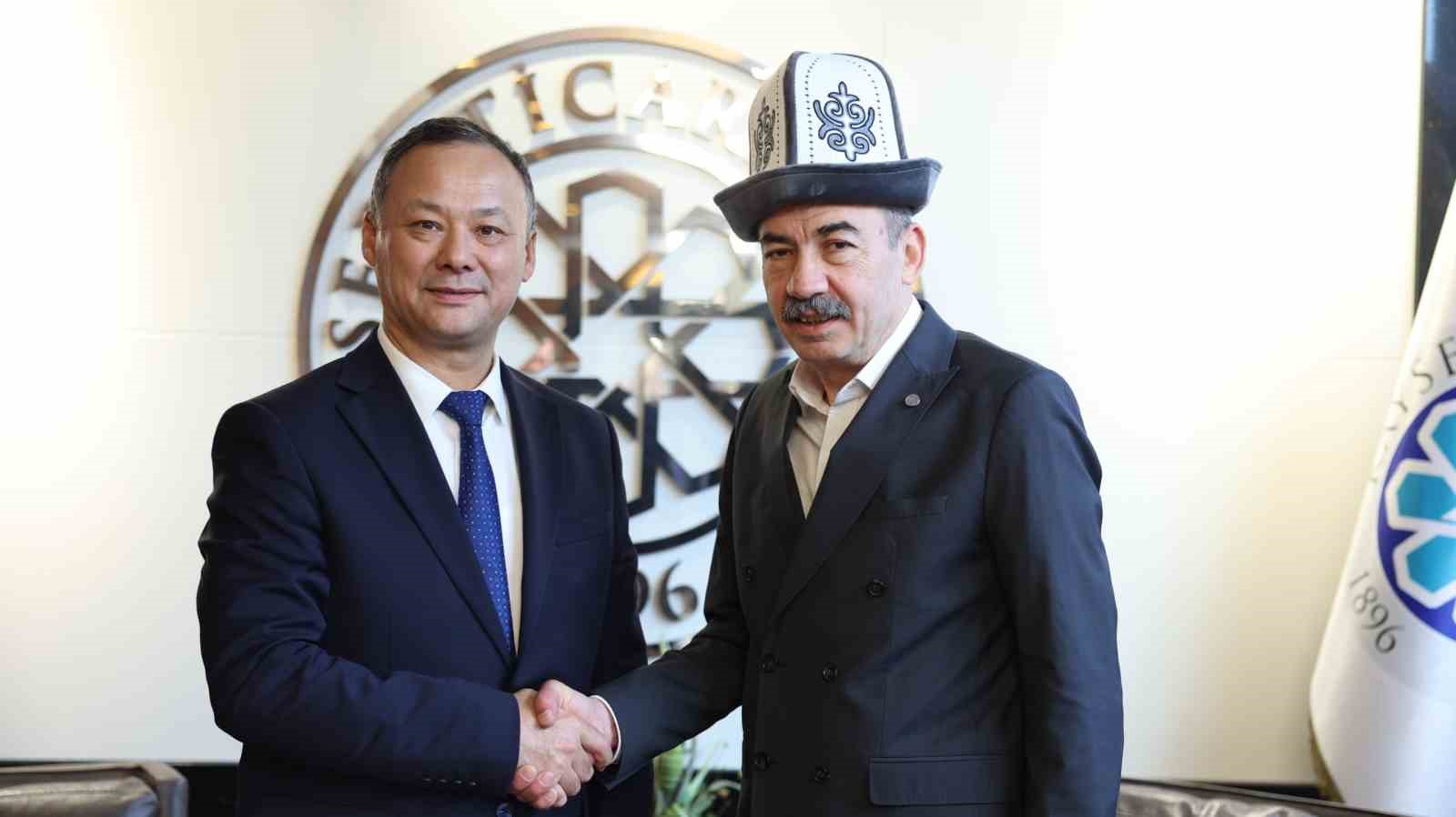 Kırgızistan ve Güney Afrika Büyükelçilerinden KTO’ya ziyaret