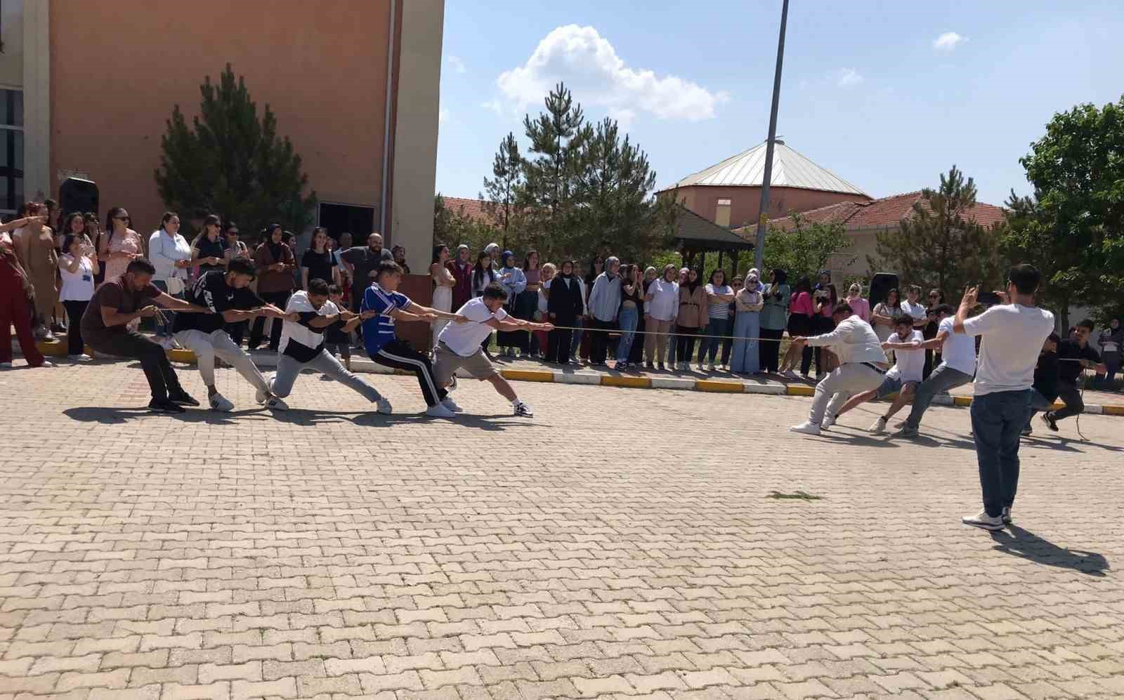 Emet MYO&rsquo;da moral ve motivasyon etkinliği
