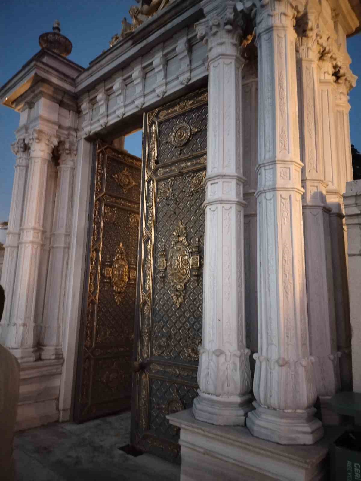 İstanbul’da Milli Sarayların bahçeleri yaz akşamları halkın hizmetinde