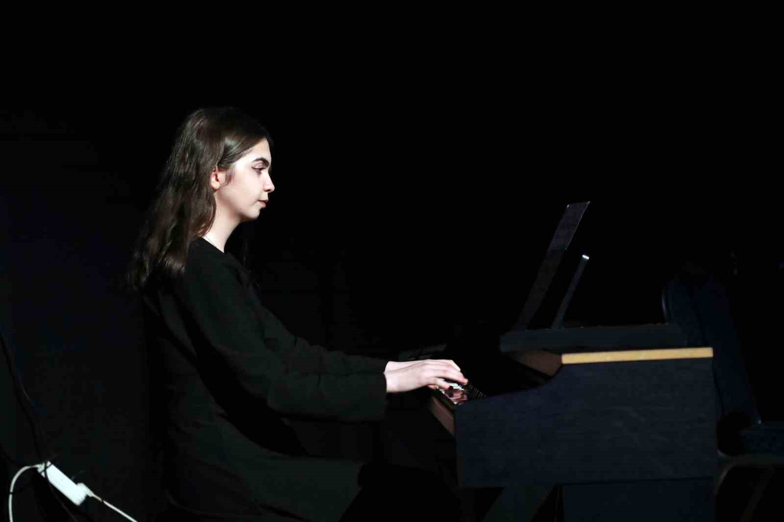 Ağrı Erol Parlak Güzel Sanatlar Lisesi yetenek sınavı başvuruları başladı