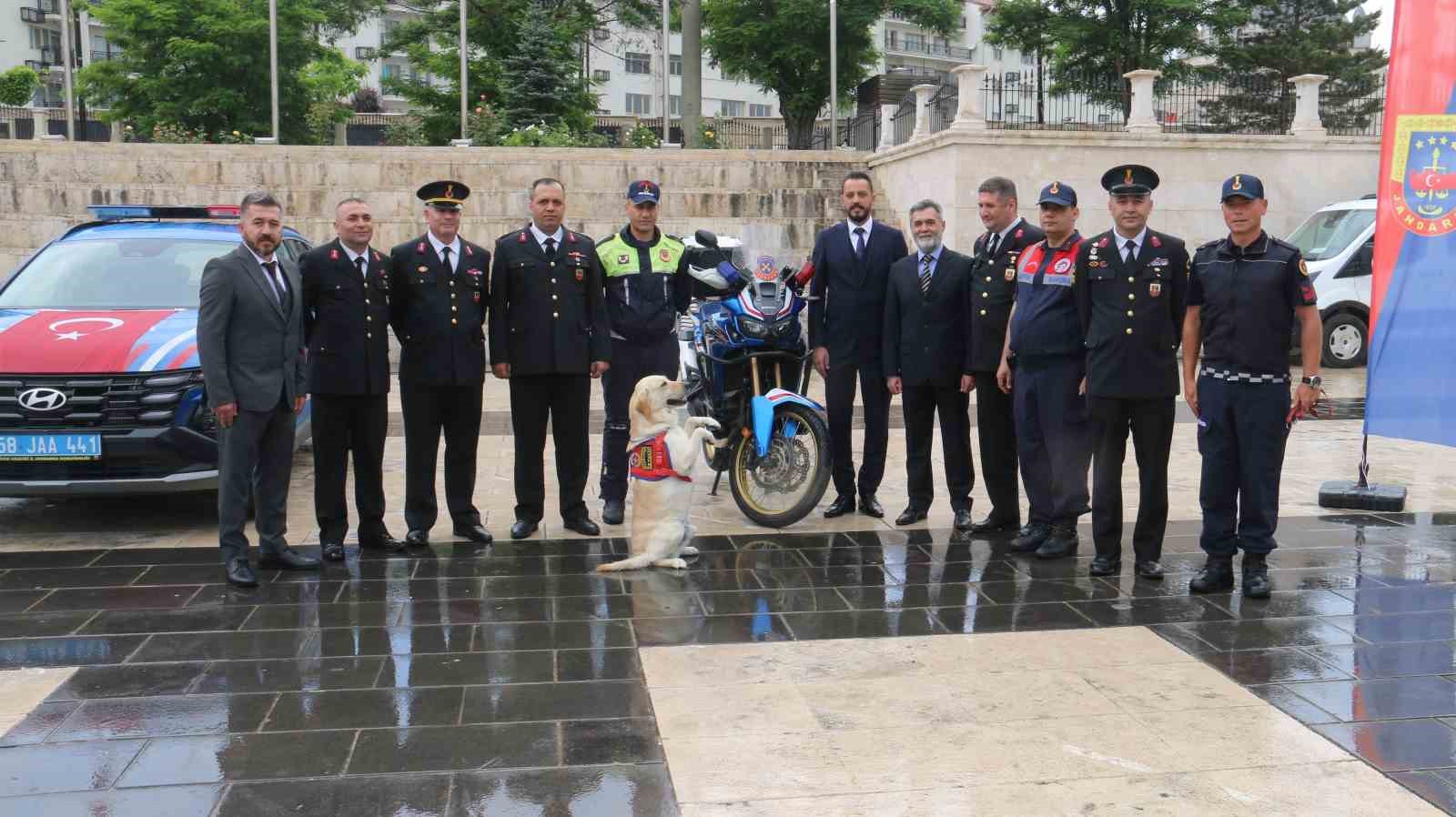 Teşkilatın g&ouml;zbebekleri 186. kuruluş yıl d&ouml;n&uuml;m&uuml;nde sergilendi
