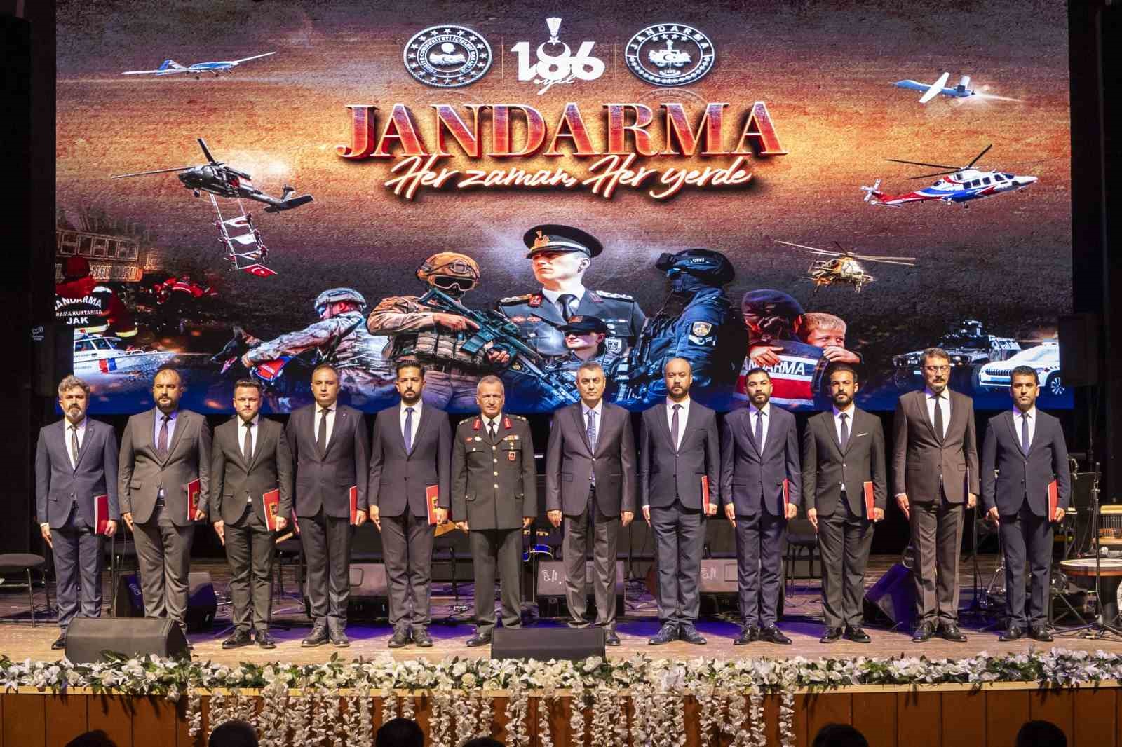 Mersin&rsquo;de Jandarma Teşkilatı&rsquo;nın 186. yılı t&ouml;renle kutlandı
