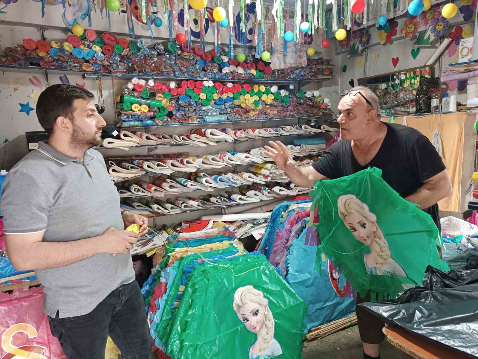 Samsunlu ustadan dünya gökyüzüne uçurtma: Güney Amerika’dan bile sipariş alıyor