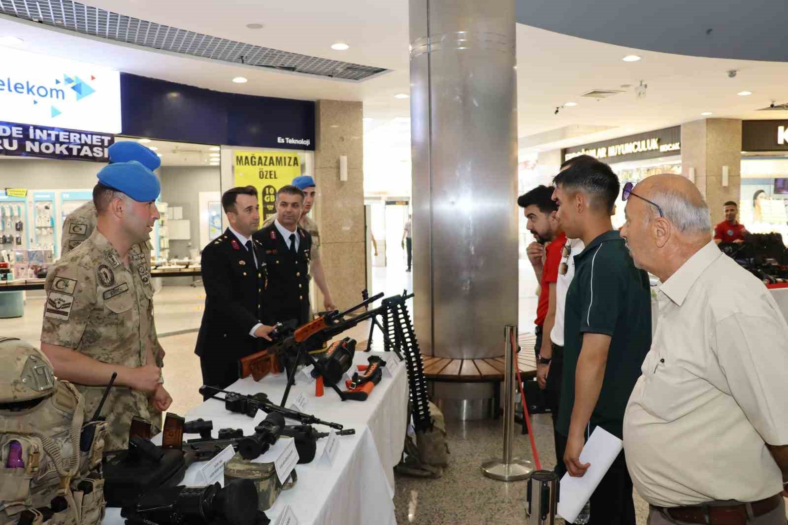 Kastamonu&rsquo;da Jandarma teşkilatının 186. kuruluş yıl d&ouml;n&uuml;m&uuml;n&uuml; kutladı
