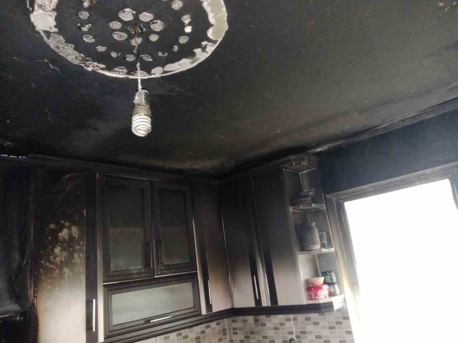 Ordu&rsquo;da ocakta unutulan yemek yangına neden oldu
