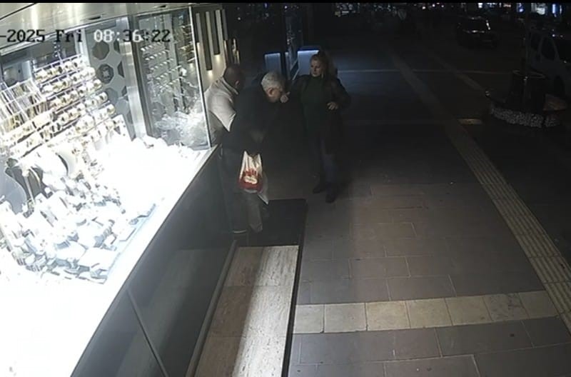 Heimlich manevrası hayat kurtardı
