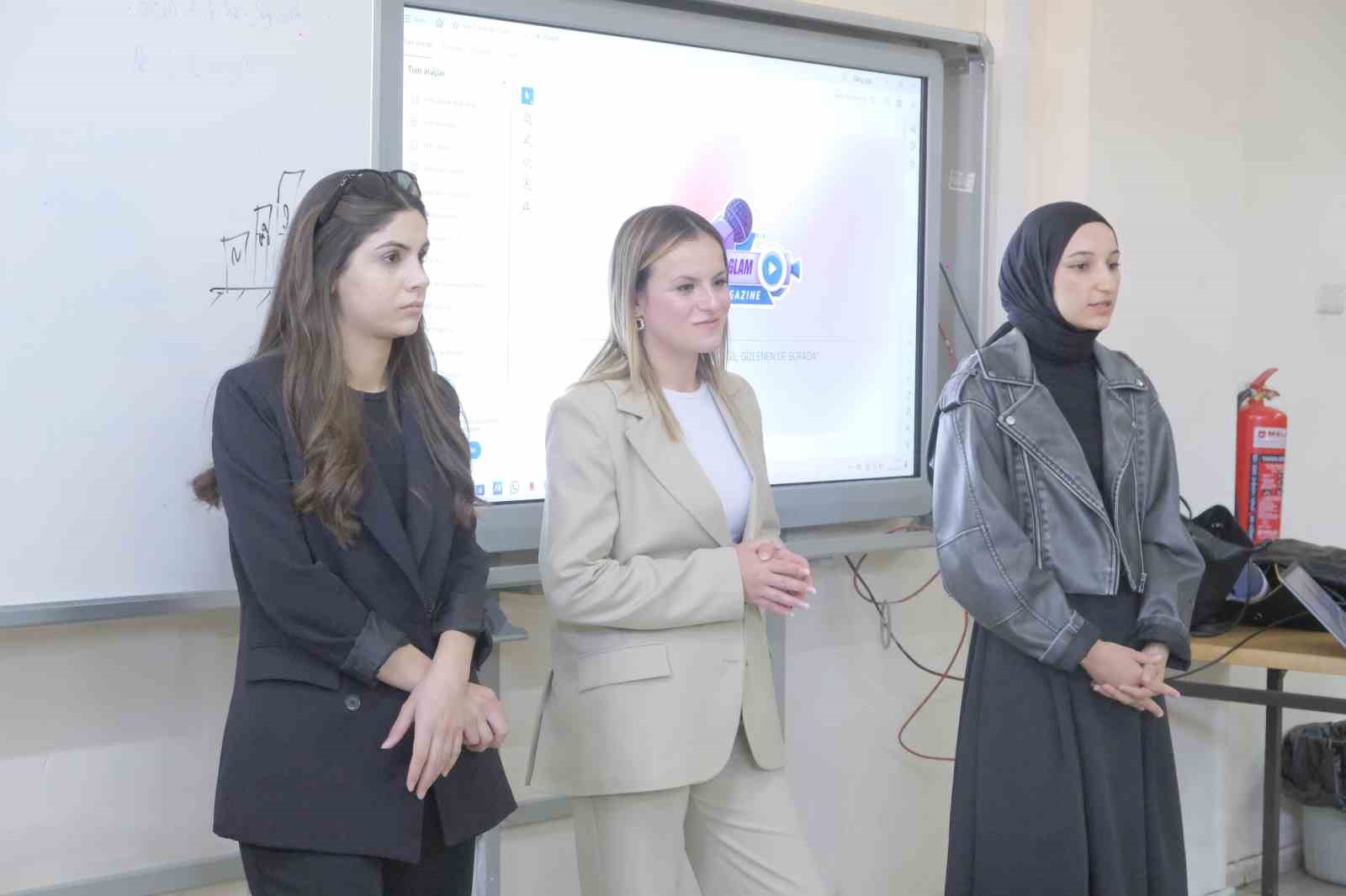 Uşak &Uuml;niversitesi &ouml;ğrencilerinden liselilere meslek tanıtımı
