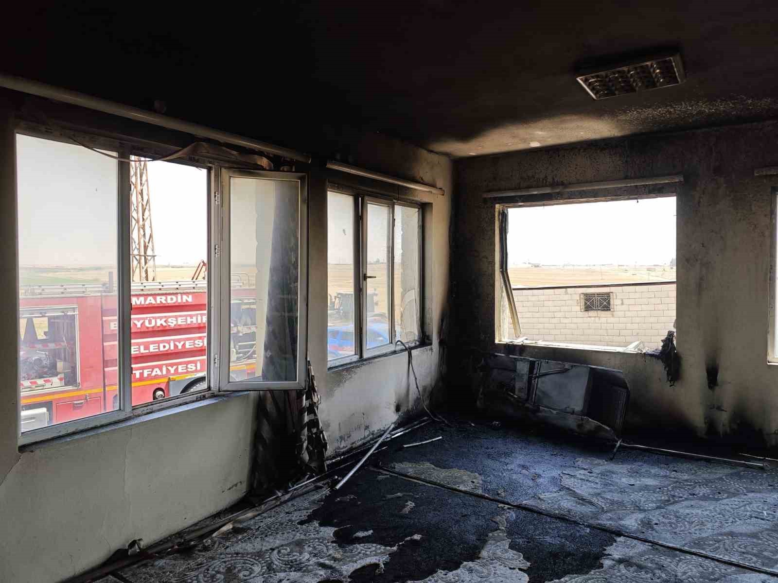 Mardin’de taziye evinde çıkan yangın söndürüldü