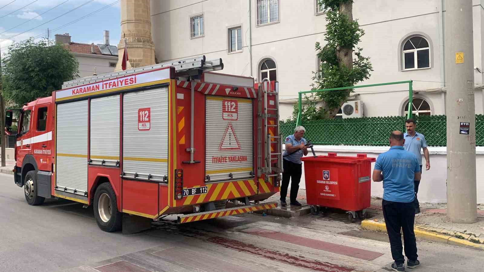 Karaman&rsquo;da &ccedil;&ouml;p konteynerinde yangın &ccedil;ıktı

