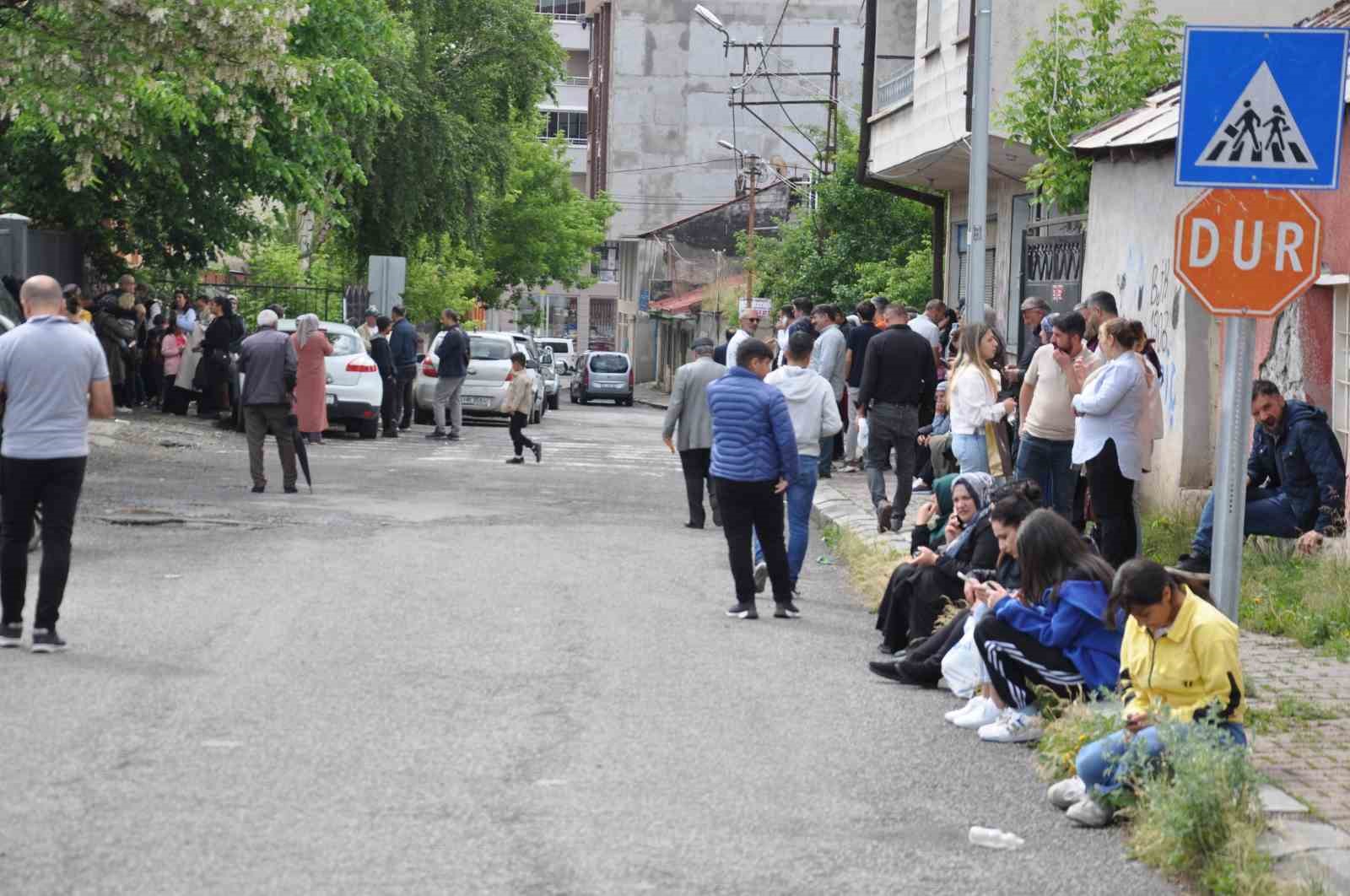 Kars’ta 4 bin 267 öğrencinin LGS heyecanı başladı
