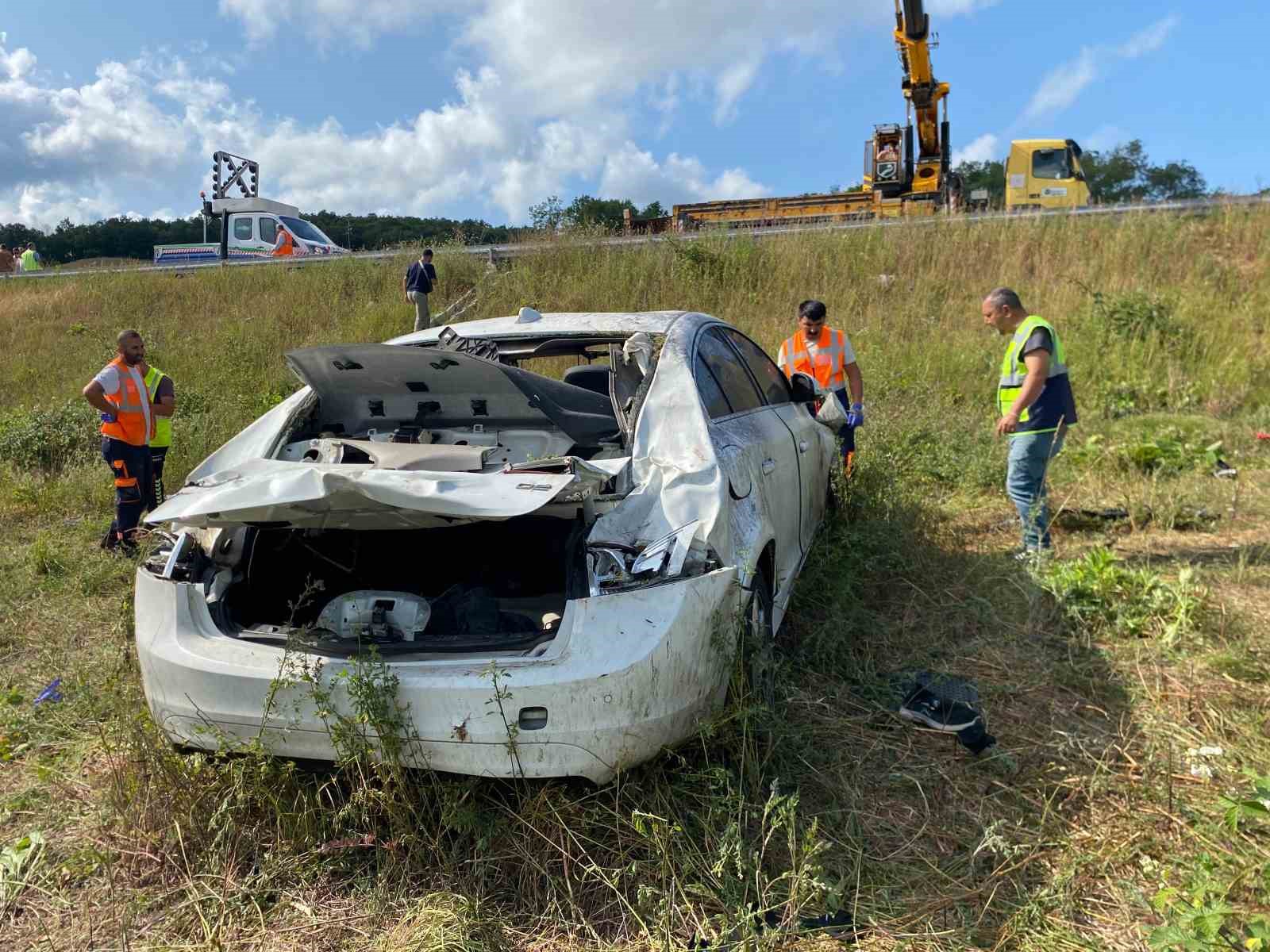 Kuzey Marmara Otoyolu’nda otomobil şarampole uçtu: 8 yaralı