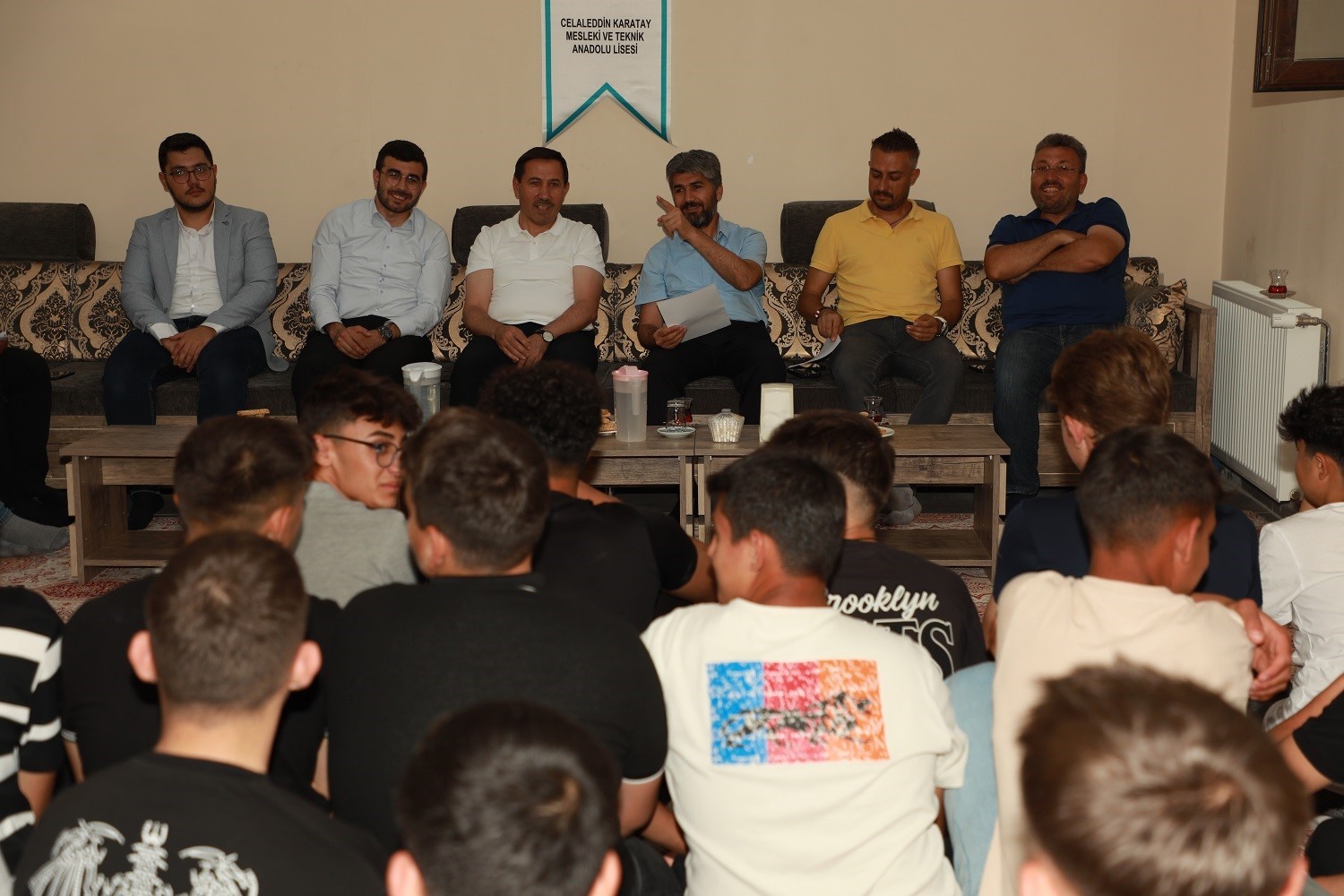 Başkan Hasan Kılca &ouml;ğrencilerle buluştu
