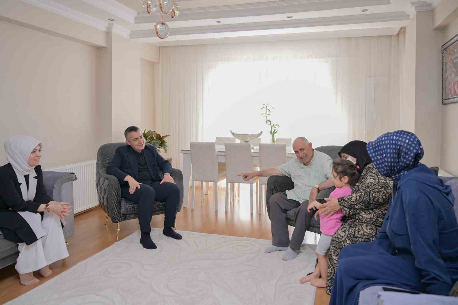 Esenyurt Belediye Başkan Vekili Aksoy’dan Babalar Günü’nde anlamlı ziyaret