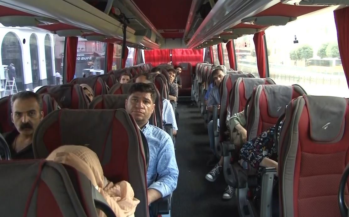 İsrail&rsquo;in saldırılarının ardından İranlılar İstanbul&rsquo;dan &uuml;lkelerine d&ouml;n&uuml;yor
