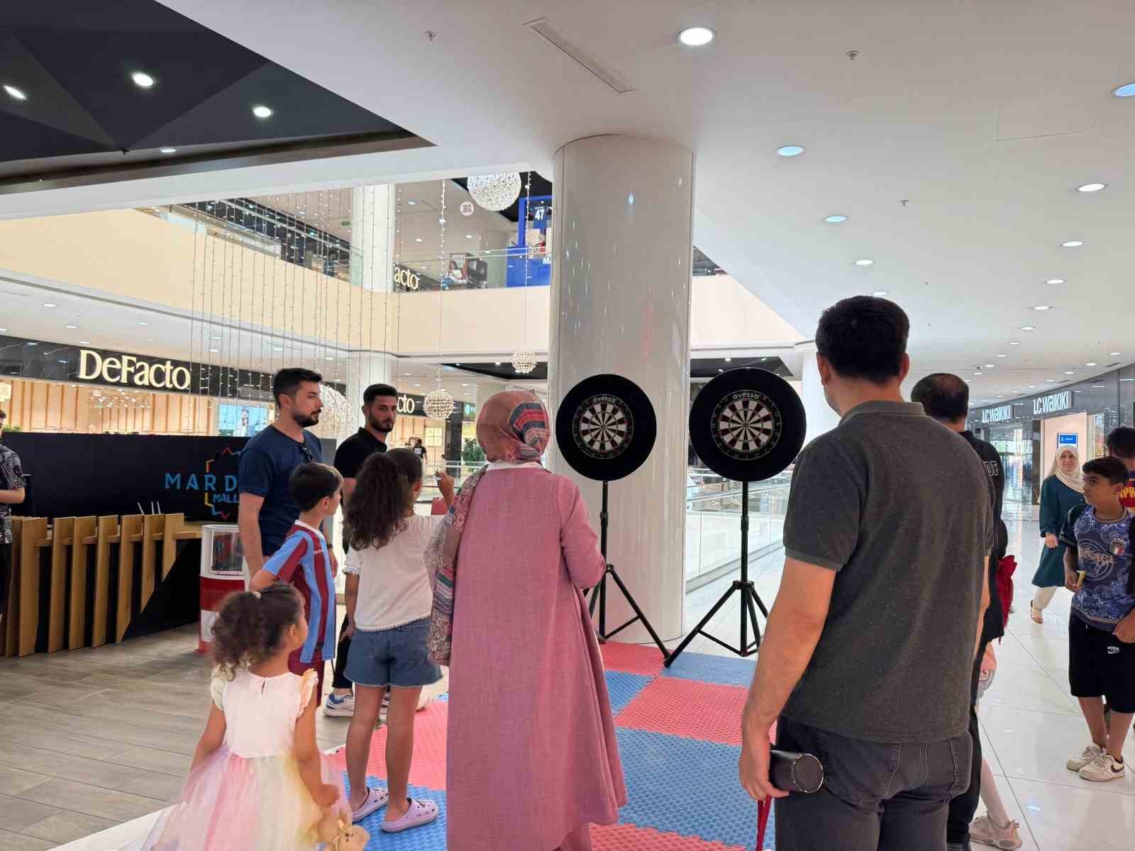 Mardin’de Babalar Günü’ne özel dart turnuvası düzenlendi