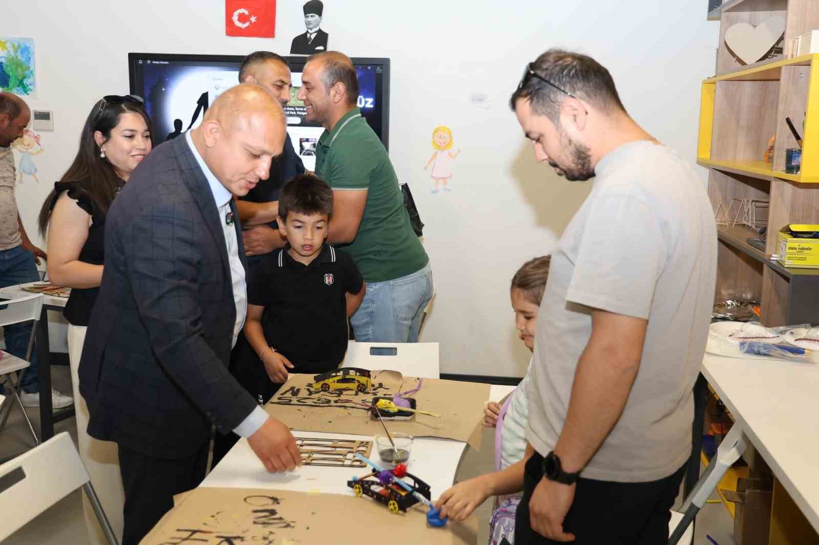 Bilim Merkezi’nde Babalar Günü’ne özel anlamlı etkinlik