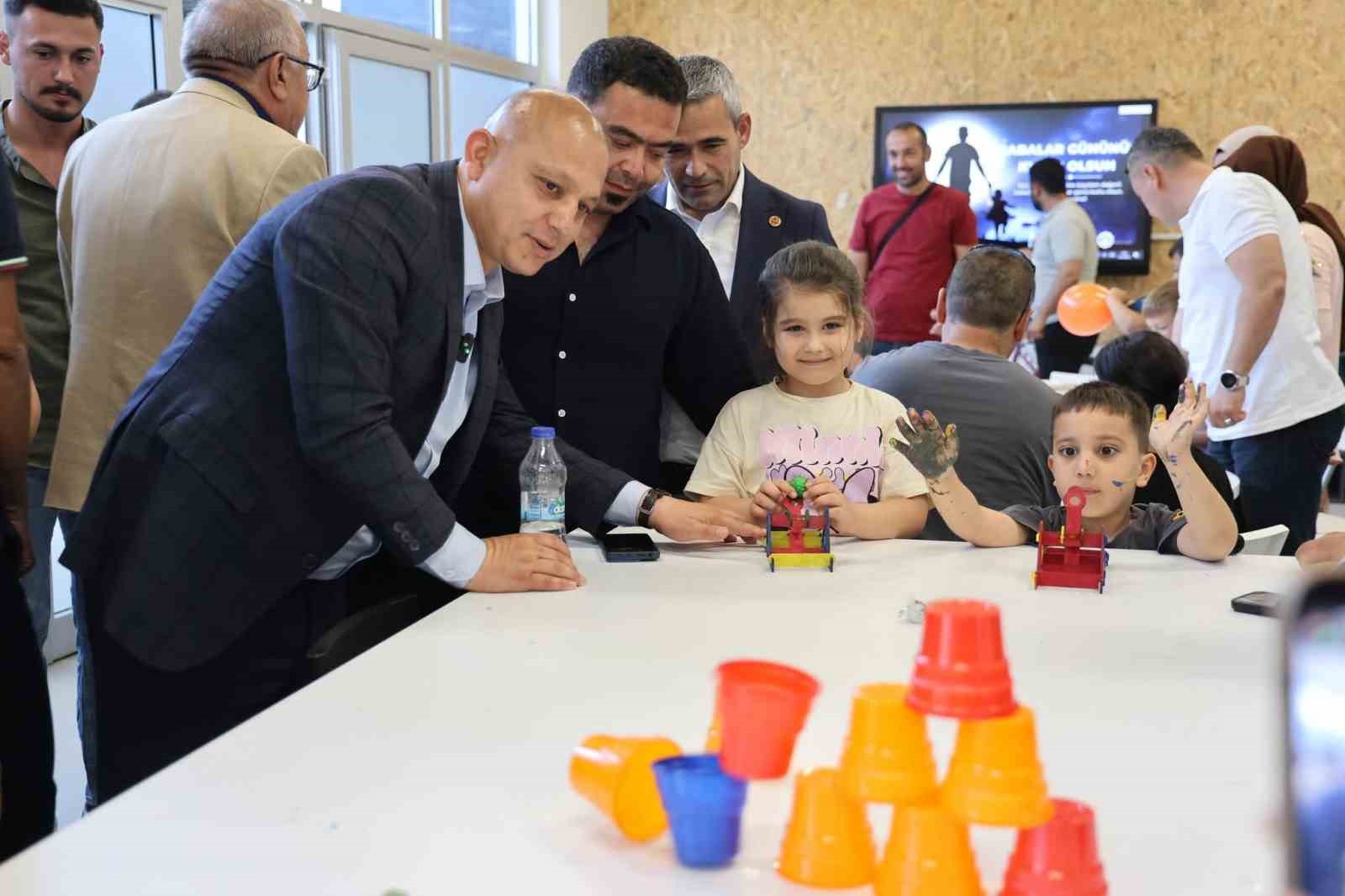 Bilim Merkezi’nde Babalar Günü’ne özel anlamlı etkinlik
