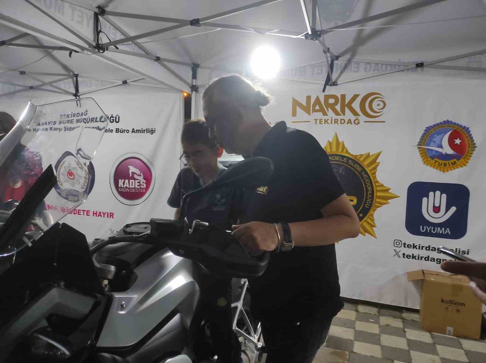 Konser sahnesinden "NARVAS" uygulaması tanıtıldı
