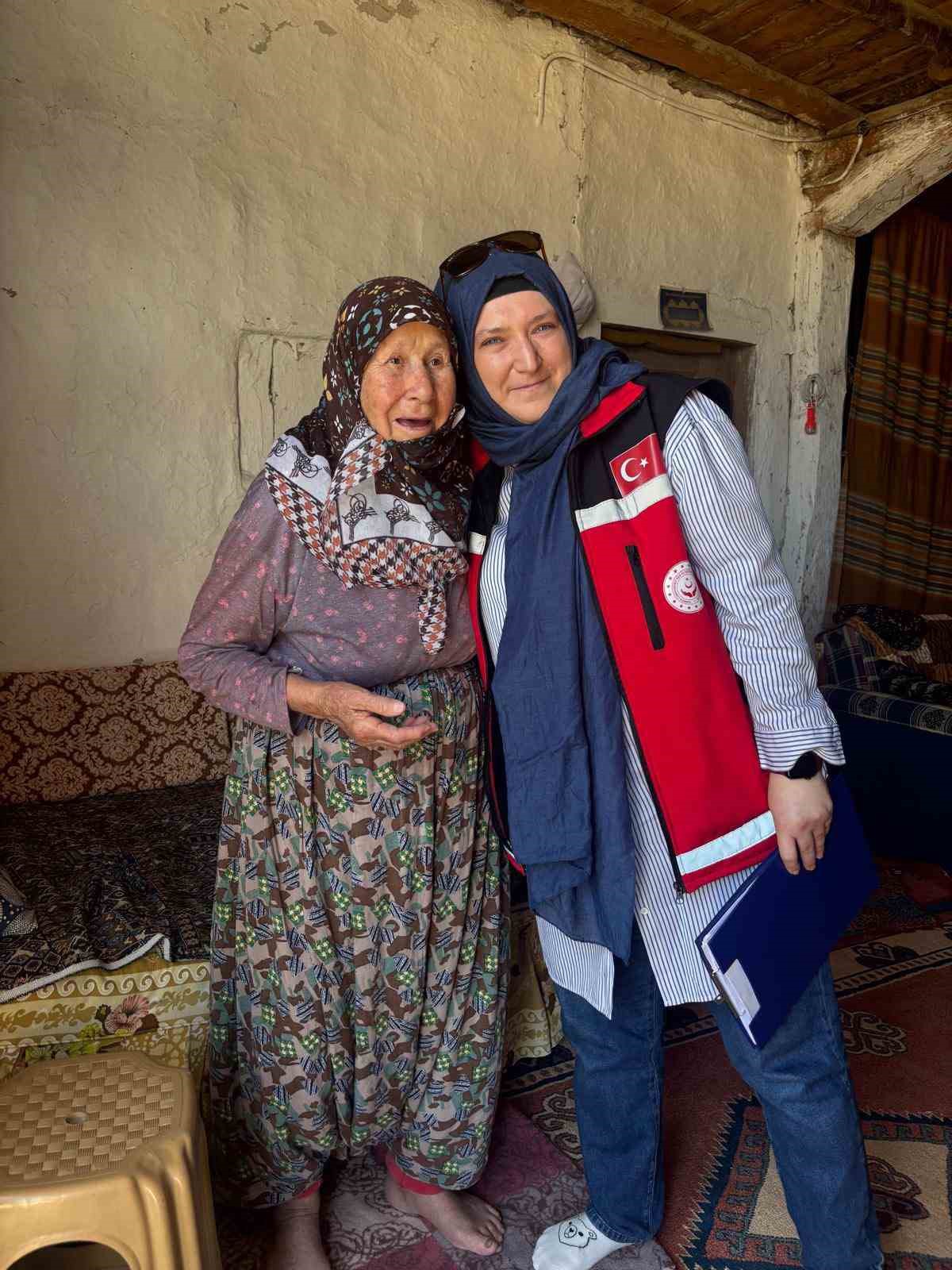 90 yaşındaki Hikmet teyzeye devlet şefkati
