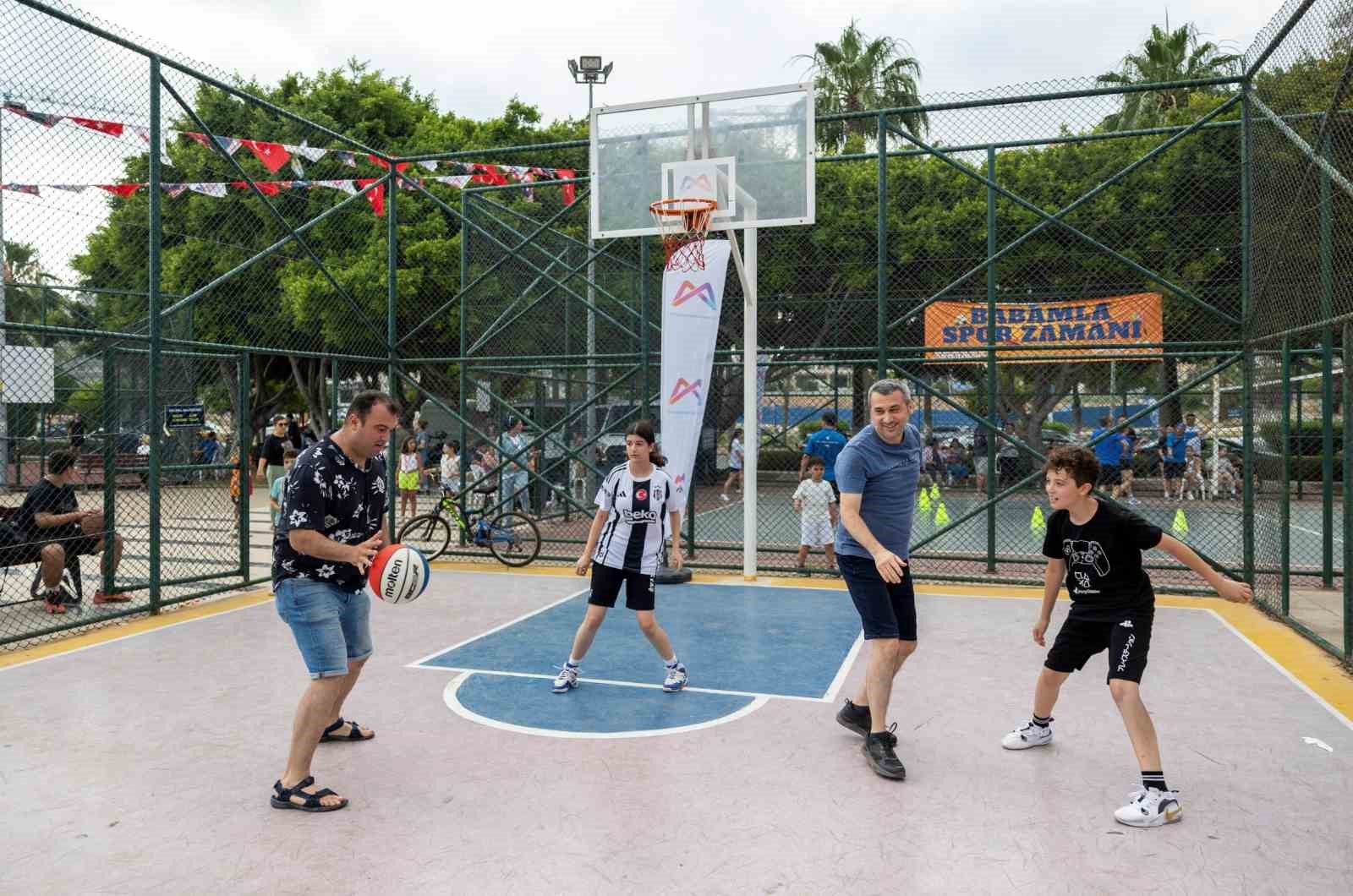 Mersin’de ’Babalar Günü’nde hem spor hem eğlence dolu kutlama
