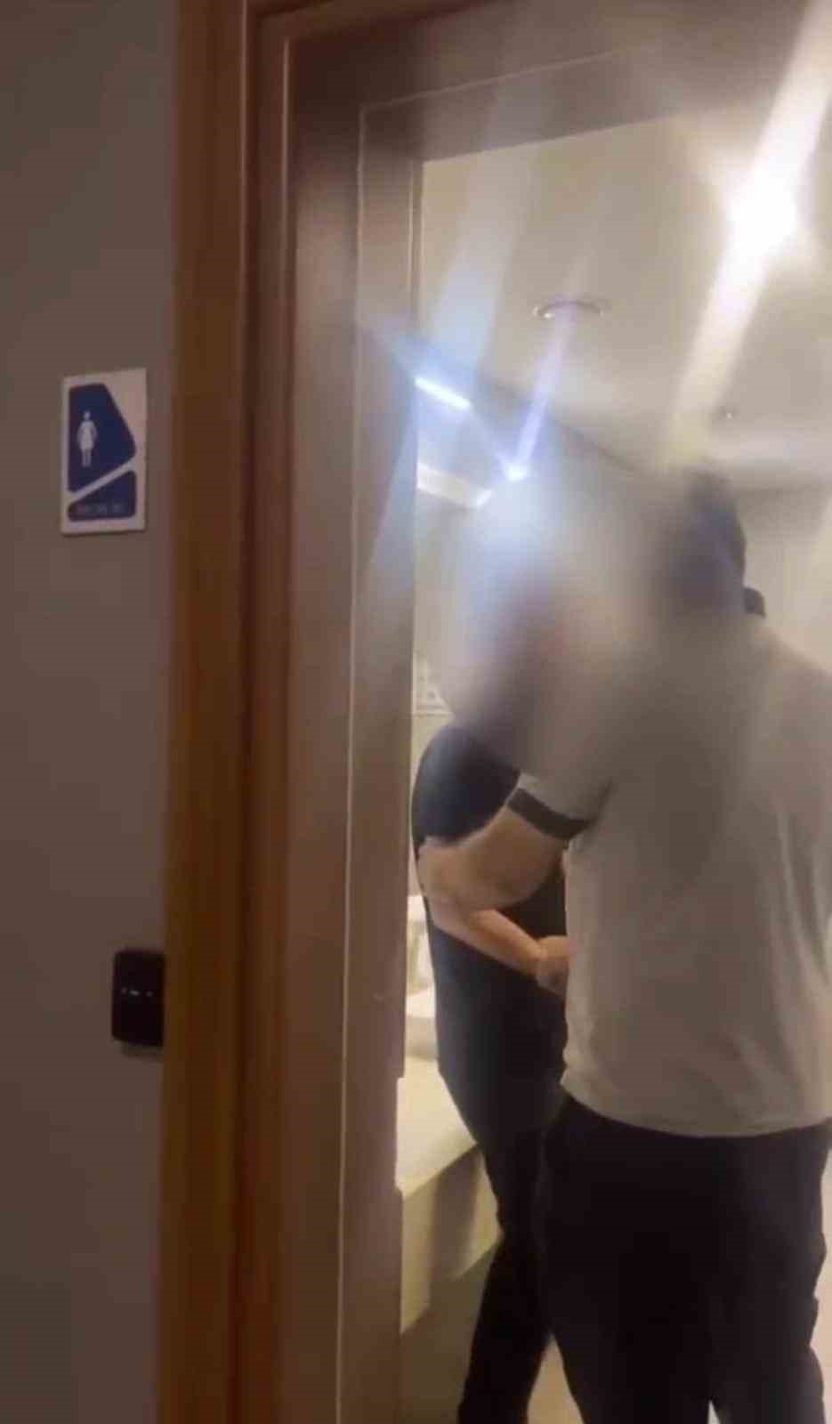 Kadınlar tuvaletinde görüntü çeken şahıstan pes dedirten savunma: ’Yanlışlıkla girdim"