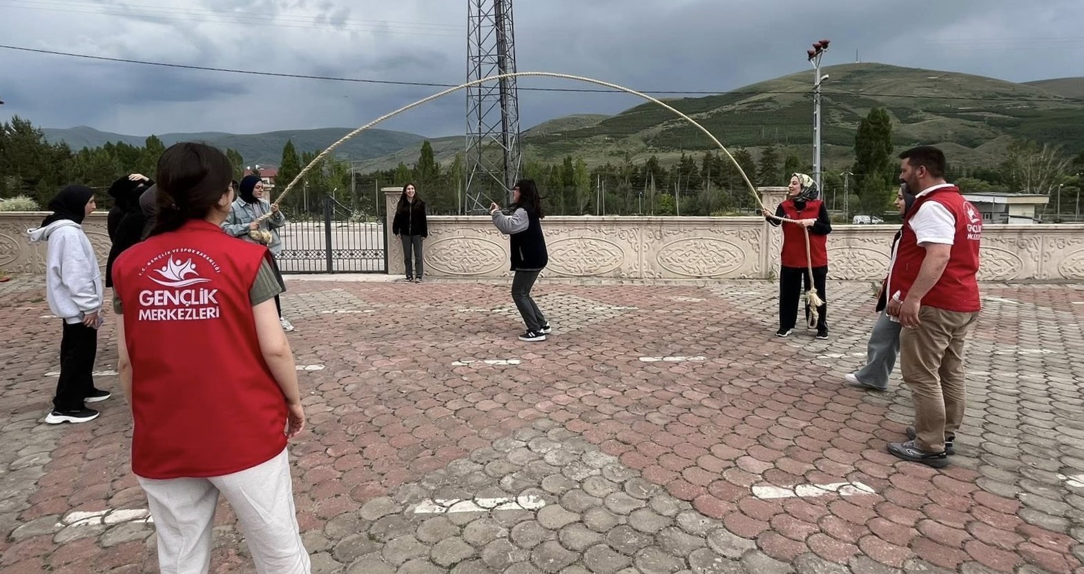 Bayburt’ta lise öğrencilerine yönelik yıl sonu şenliği düzenlendi