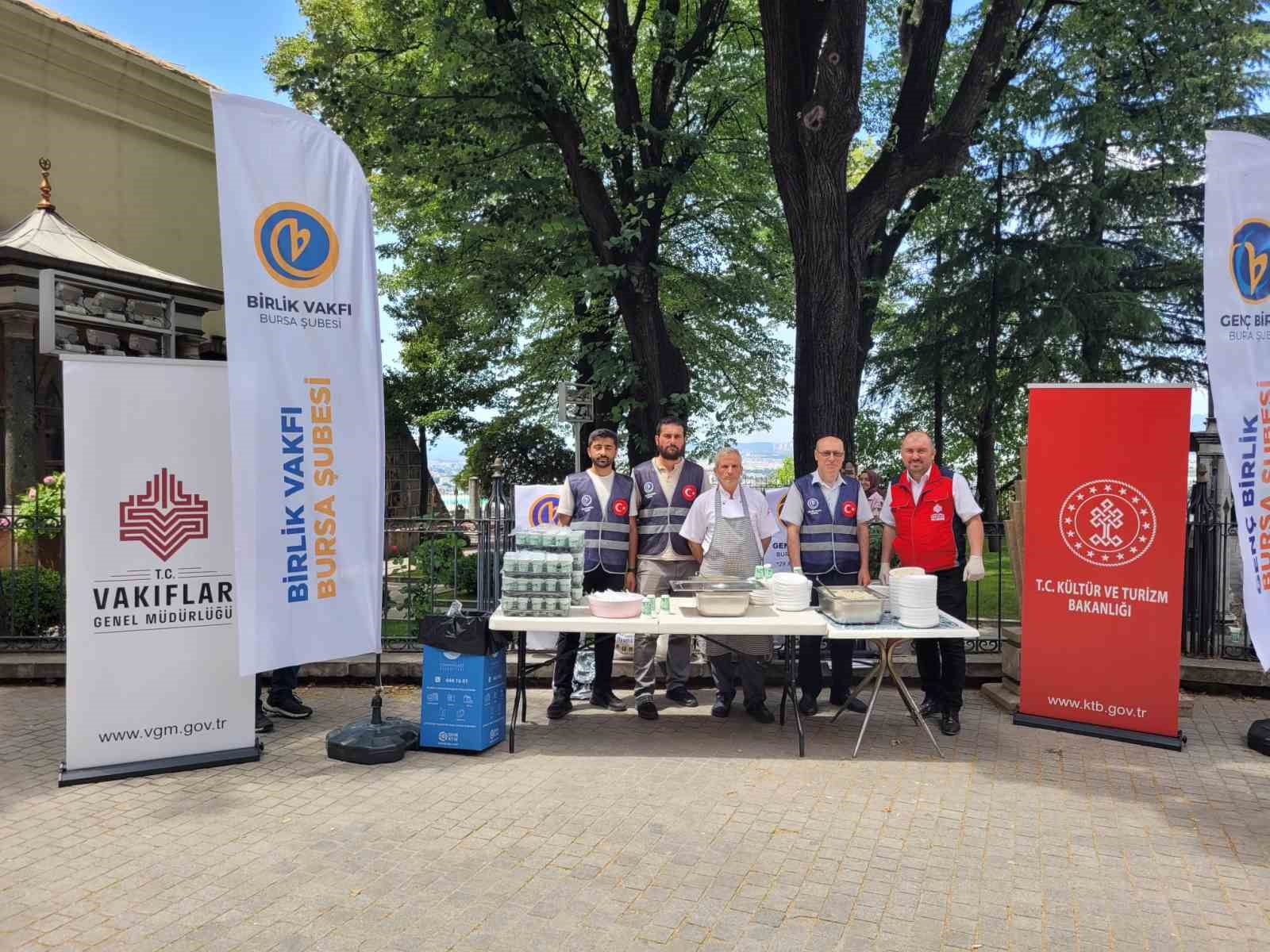 Şehit padişah Bursa’daki kabri başında anıldı
