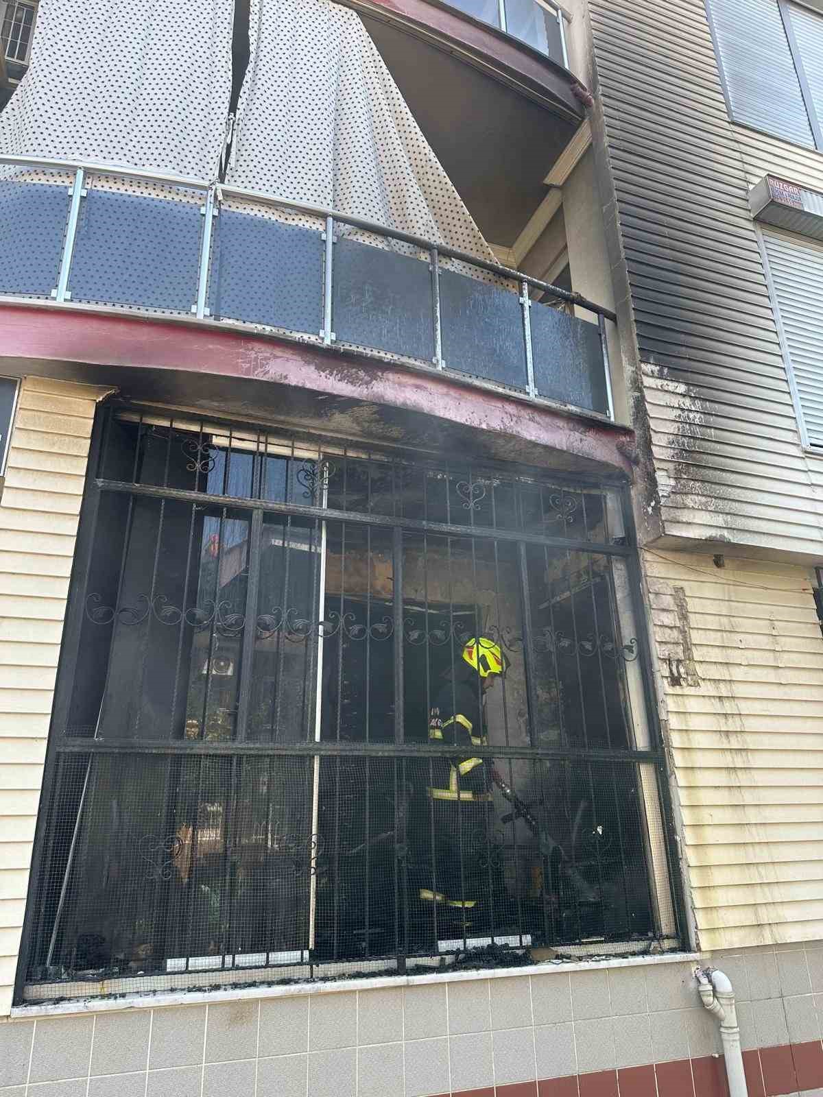 Nazilli’de ev yangını