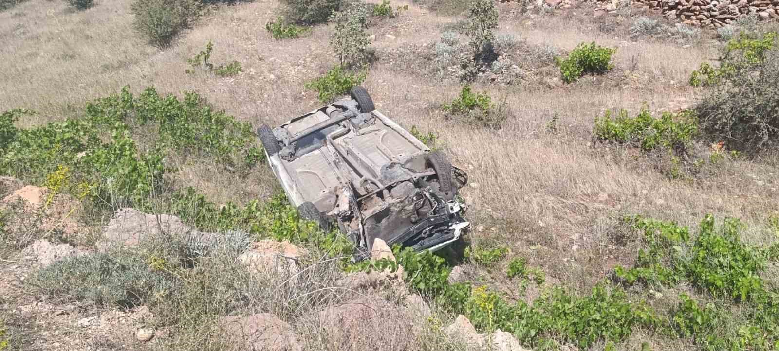 Batman’da otomobil şarampole yuvarlandı: 1 yaralı