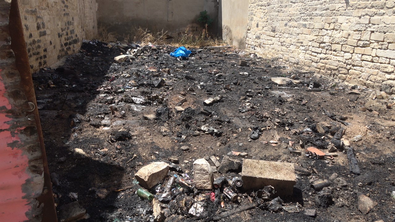 Kilis’te metruk binada yangın