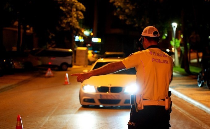 Isparta&rsquo;da bir haftada binlerce kişi sorgulandı, y&uuml;zlerce s&uuml;r&uuml;c&uuml;ye ceza kesildi
