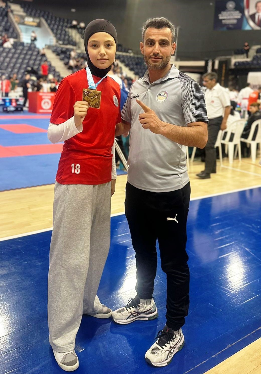 Körfezli karateci Hümeyra şampiyon oldu
