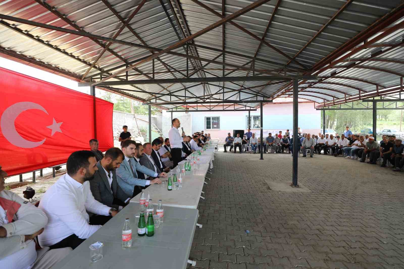 Niğde Protokolü ’Köy Buluşması, Gönül Buluşması’ programına katıldı

