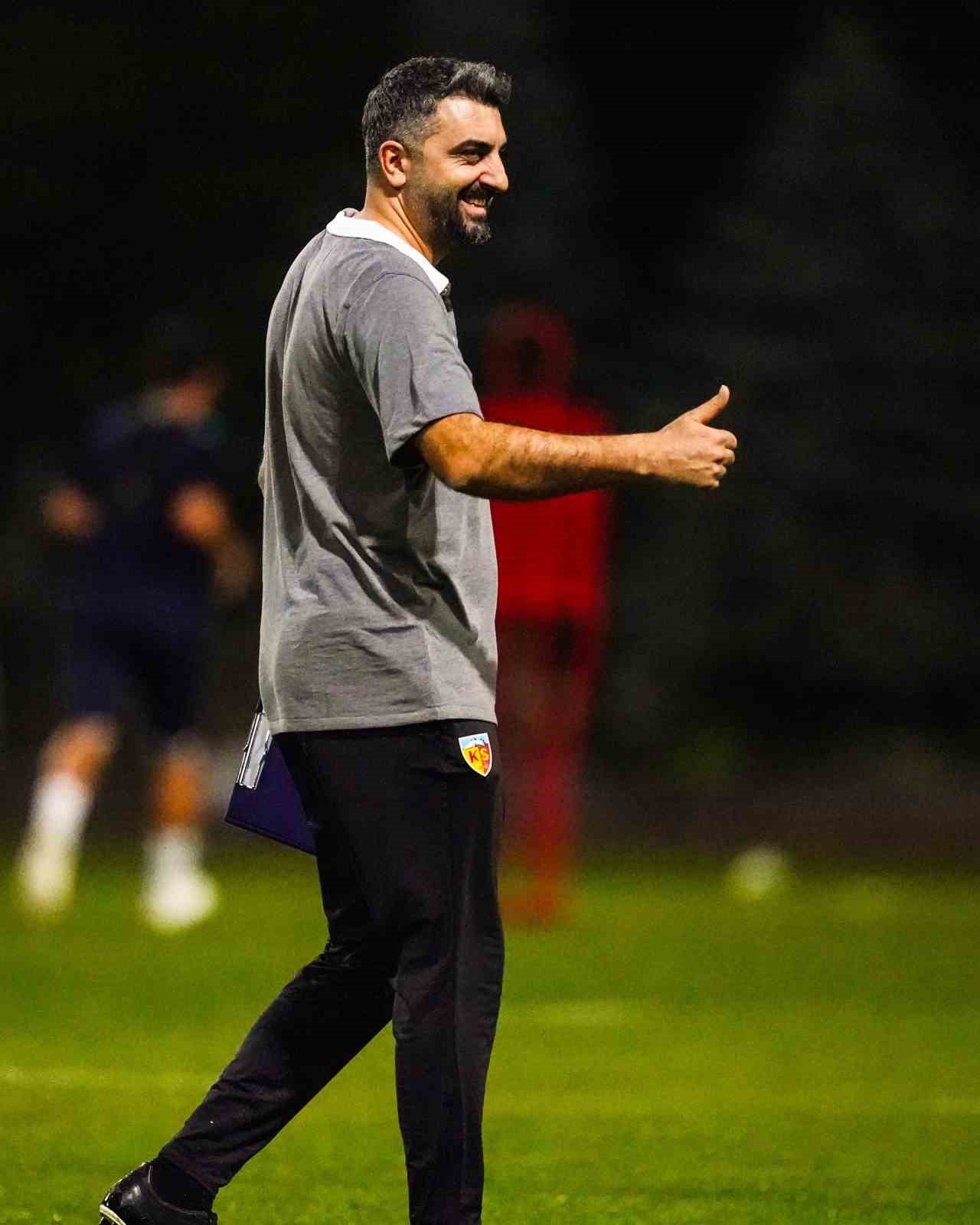 Kayserispor 10 sezonda 22 hoca ile çalıştı

