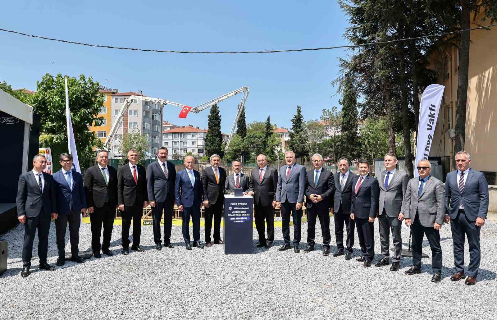 Ford Otosan’dan Vehbi Koç Vakfı iş birliği ile Kocaeli’ye yeni bir eğitim yatırımı