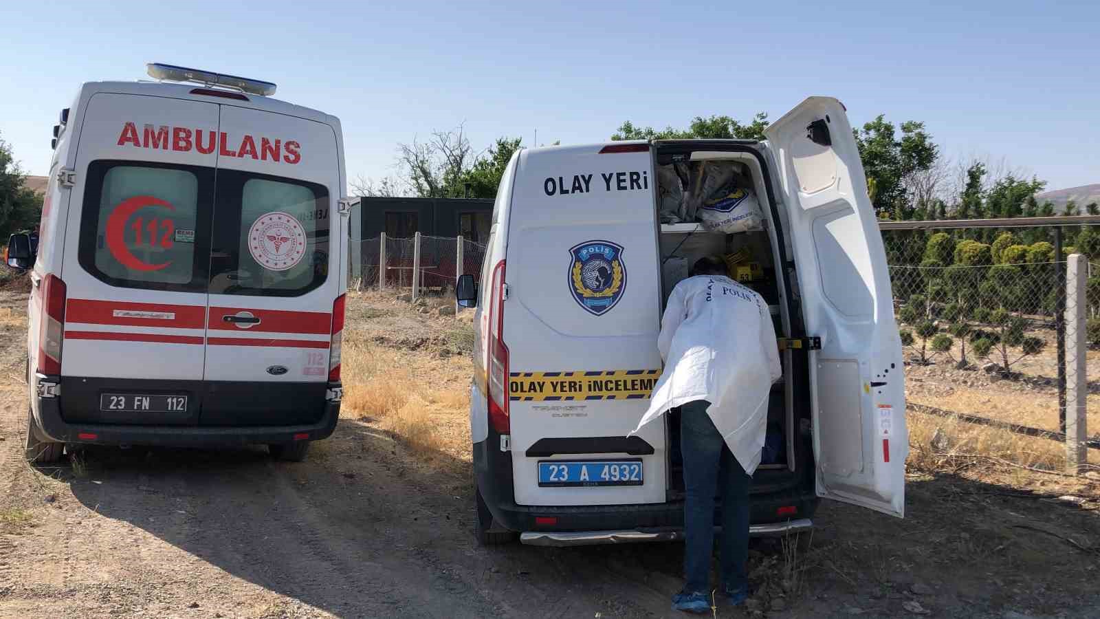 Elazığ’da ağaca asılı halde erkek cesedi bulundu