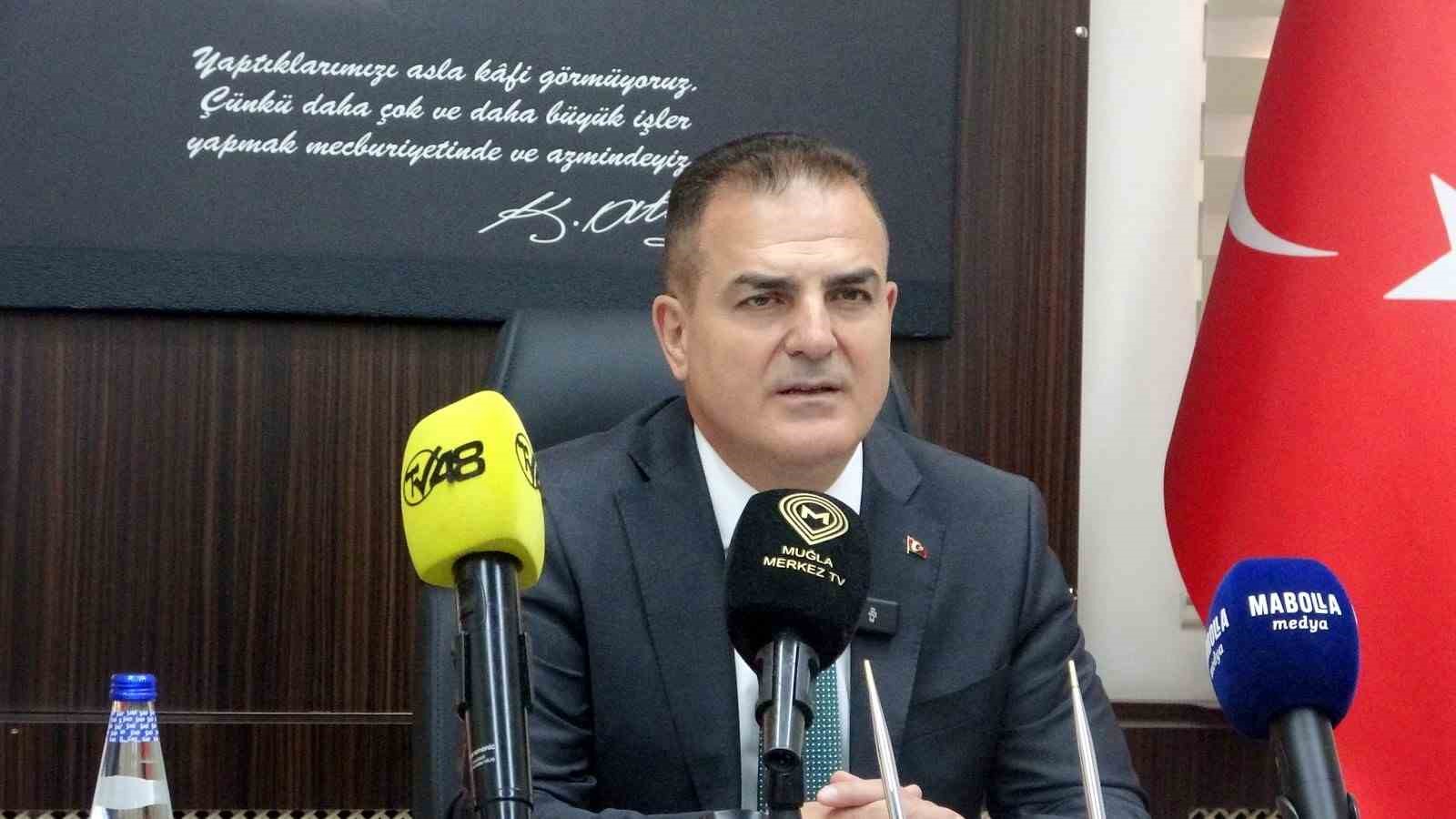 Vali Akbıyık: "Muğla&rsquo;nın huzuru i&ccedil;in gece g&uuml;nd&uuml;z sahadayız"
