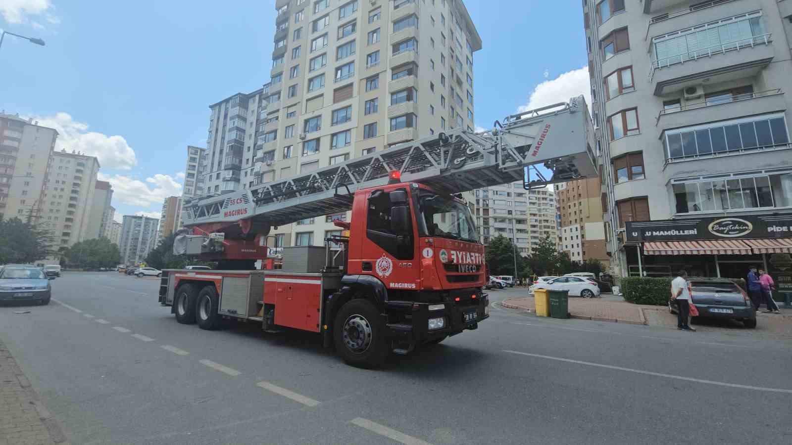 Asılsız yangın ihbarı ekipleri harekete ge&ccedil;irdi
