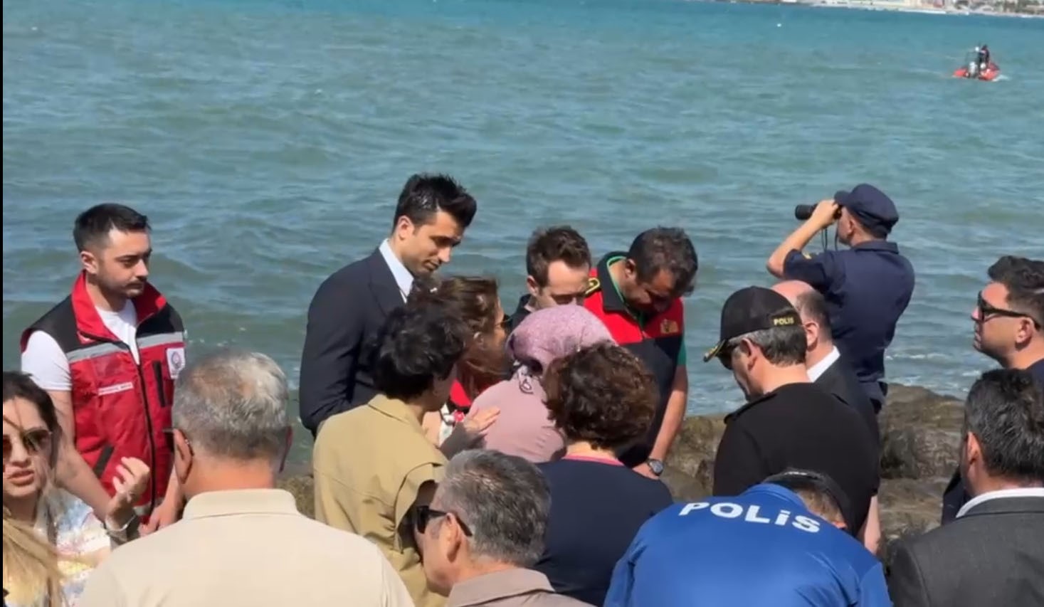 Vali Serdengeçti: "Baba bulundu, oğlunun bulunması için tüm imkânlar seferber edildi"
