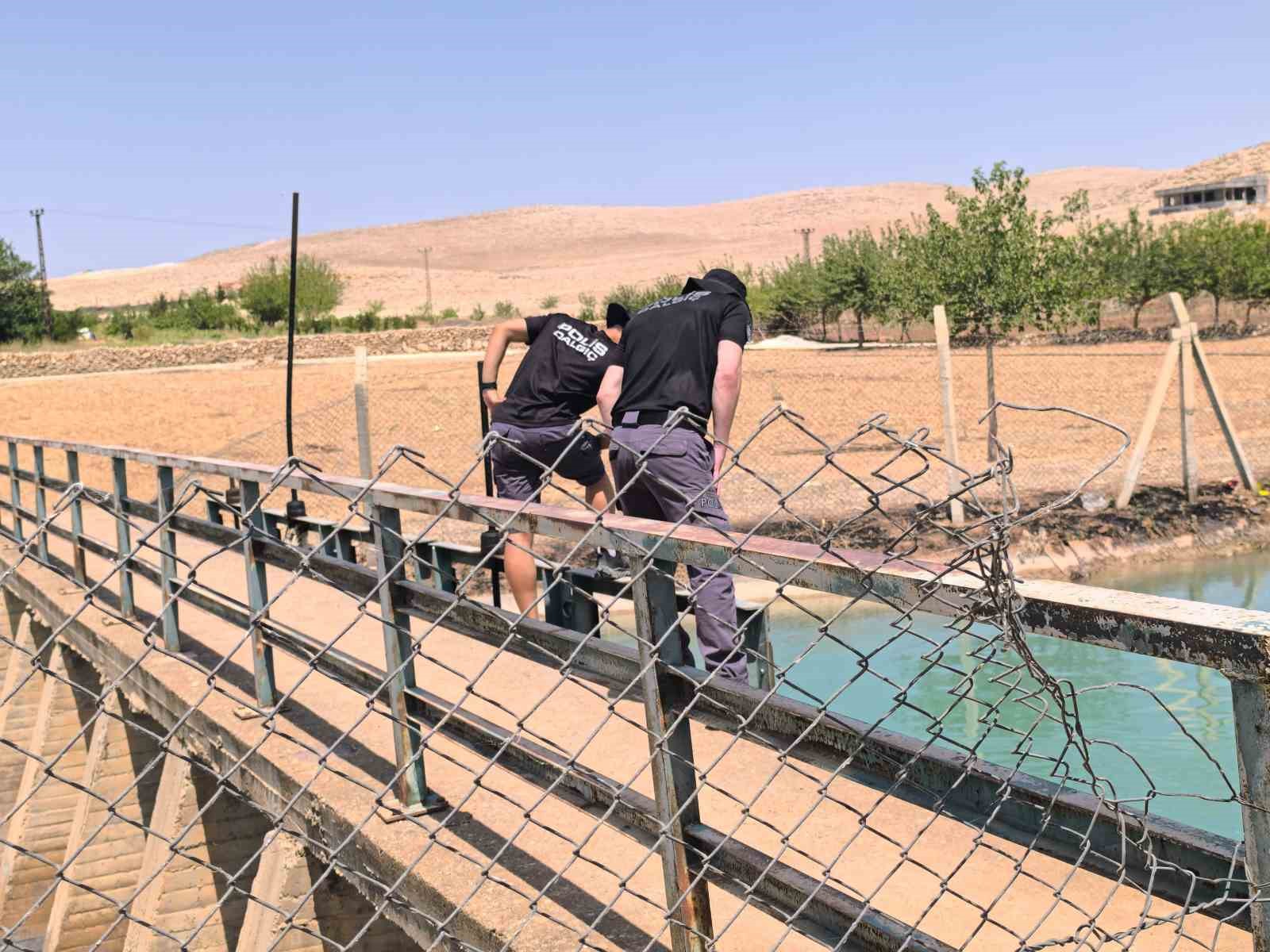 Şanlıurfa&rsquo;da sulama kanalında kaybolan 2 kişi 3 g&uuml;nd&uuml;r aranıyor
