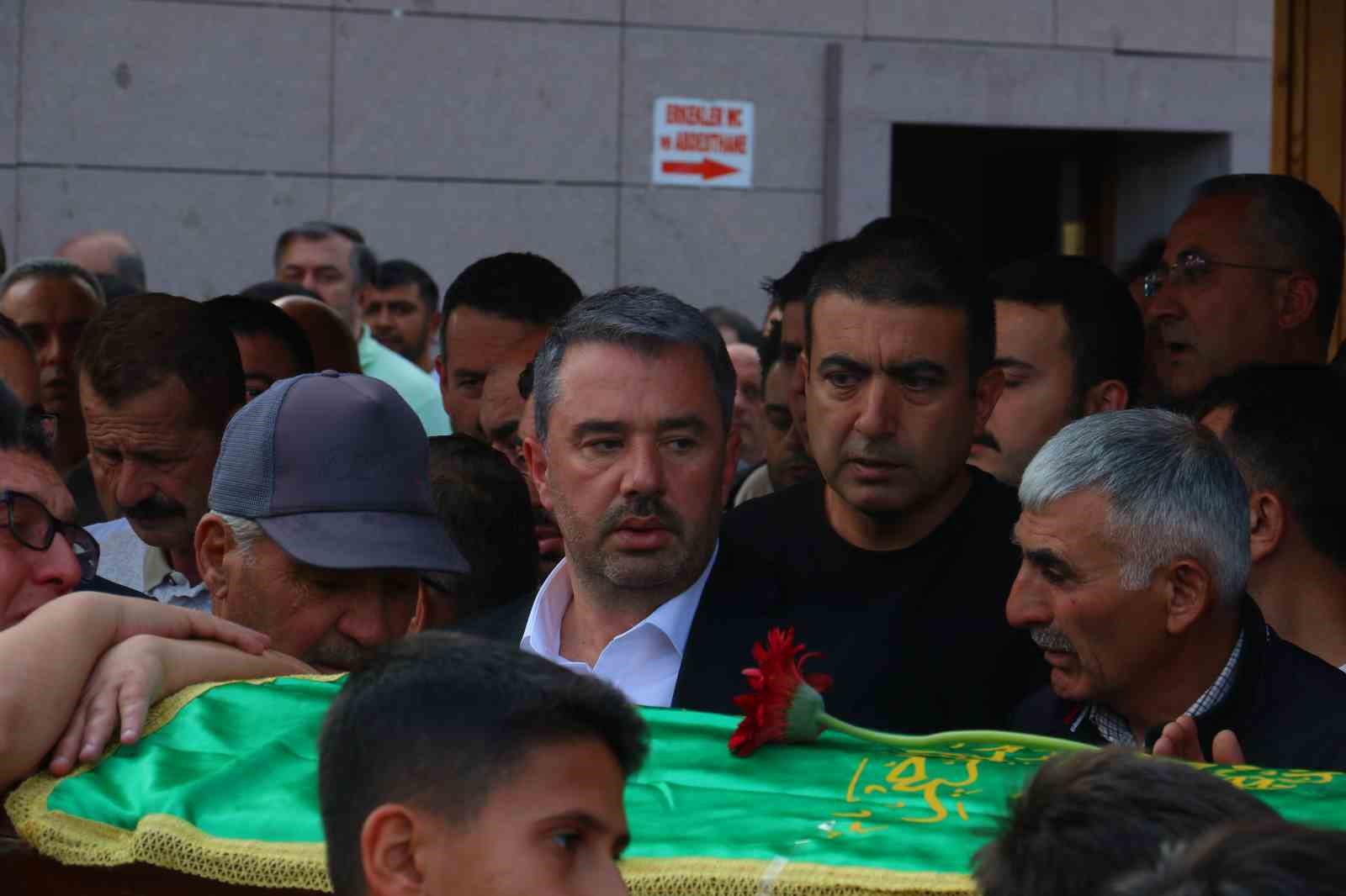 Salda Gölü’nde boğulan baba-oğul Ankara’da defnedildi