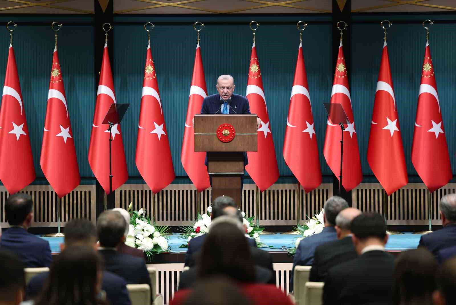 Cumhurbaşkanı Erdoğan: "Türkiye olarak kolaylaştırıcılık dahil üzerimize ne düşüyorsa yapmaya hazır olduğumuzu tüm muhataplarımıza açık açık aktardık"